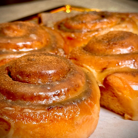 Ooey Gooey Cinnamon Rolls box of 4